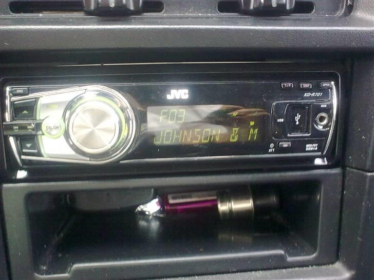 Mazda 323 F BA *Solgt* billede 4