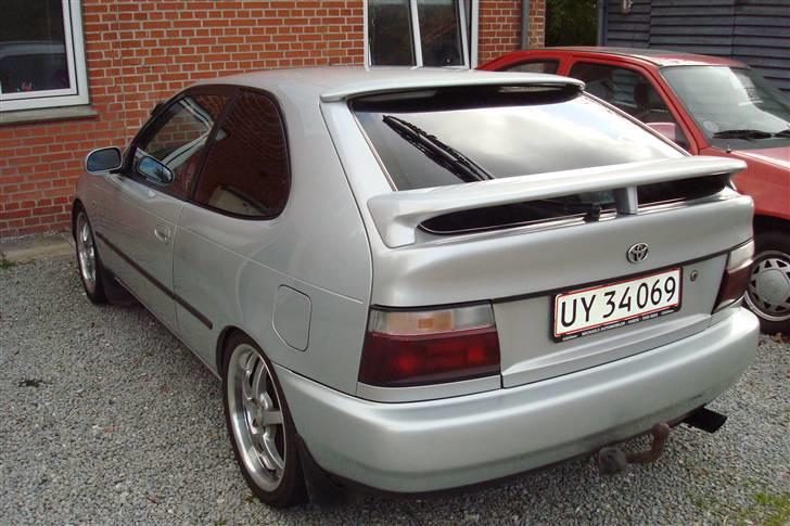 Toyota Corolla 1.6i 16v.. SOLGT! billede 14