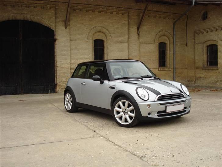 Mini Cooper SOLGT billede 1