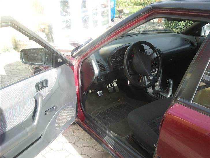 Mazda 323 f 16v solgt billede 20