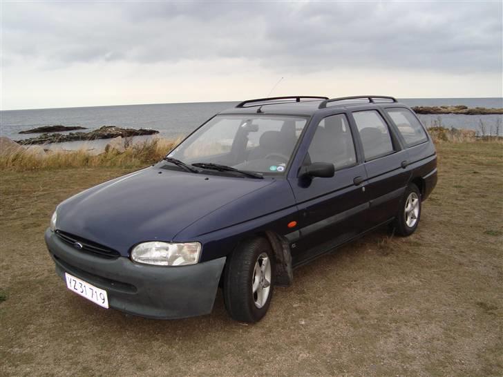 Ford Escort 1.6 16v *SOLGT* billede 2