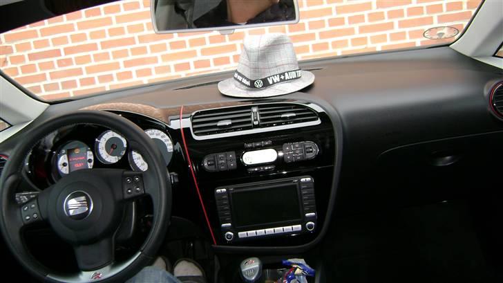 Seat Leon 2,0Tdi FR solgt billede 15