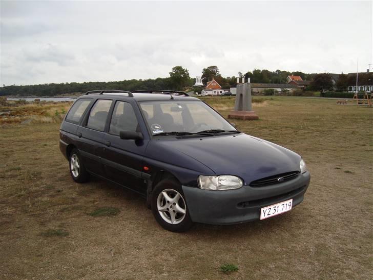 Ford Escort 1.6 16v *SOLGT* billede 3