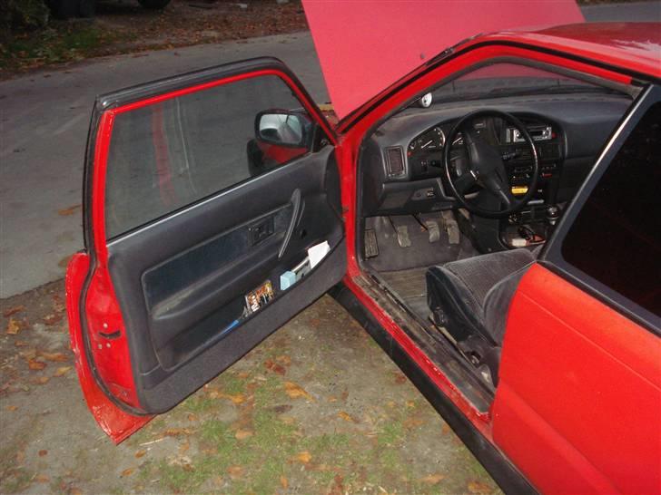 Toyota corolla 1.6 GSI SOLGT billede 14