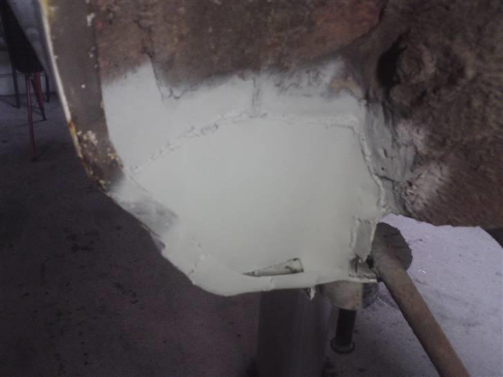 Toyota Corolla E10 1.3 Xli. (skrottet) - Venstre bagerste inderskærm efter pladesmeden havde været på den :) billede 9