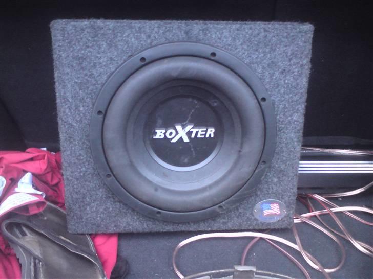 Toyota Corolla E10 1.3 Xli. (skrottet) - Sub´en - en lille 10" Boxster billede 11