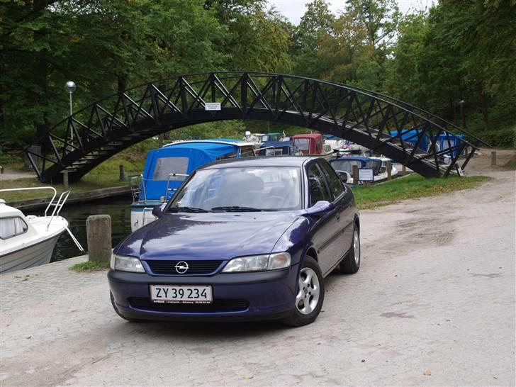 Opel Vectra 1,6 16 V billede 2