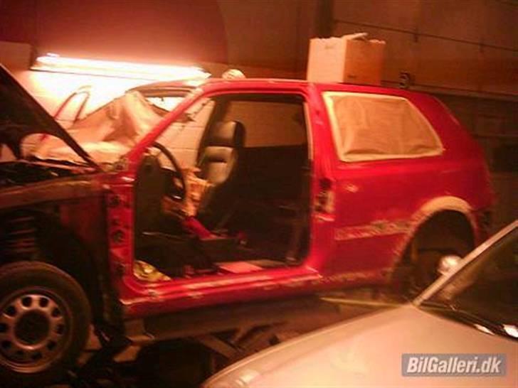 VW Golf III 1,8  Solgt billede 20