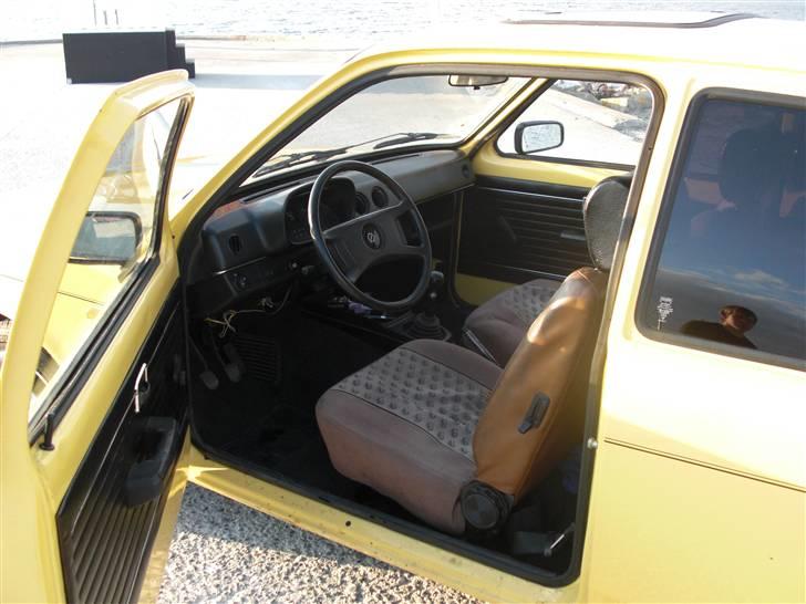 Opel Kadett C  solgt - Min kabine, læder overtræk kommer senere på sæderne!...    :) billede 9