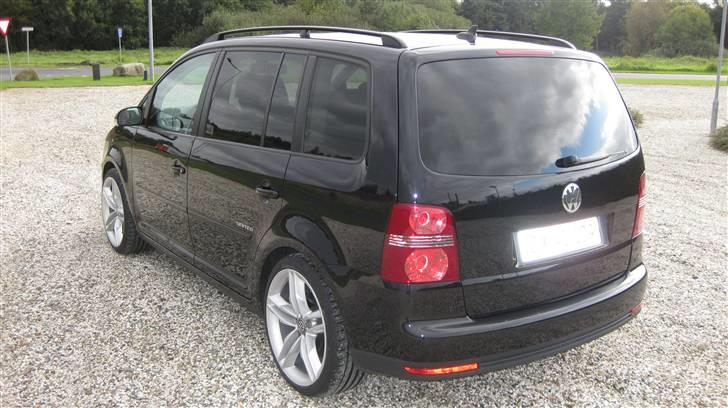 VW touran united solgt billede 18
