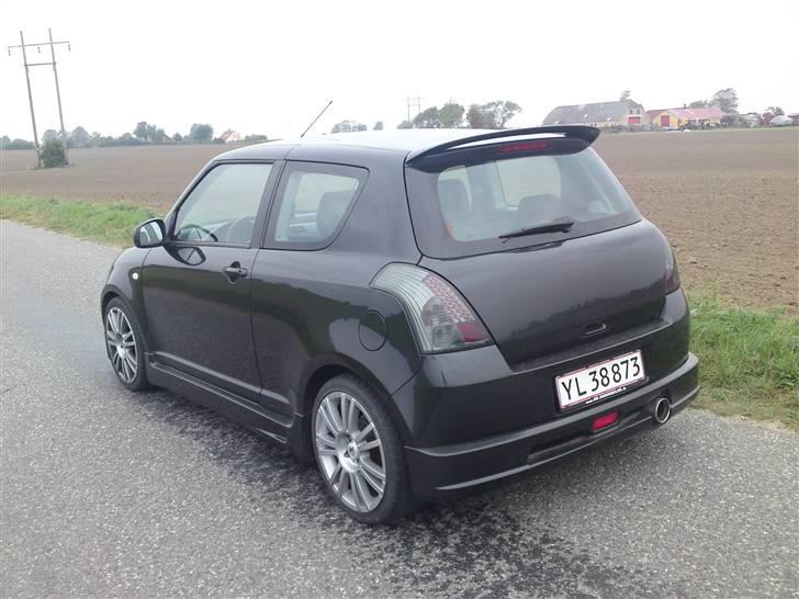 Suzuki swift "SOLGT" billede 14