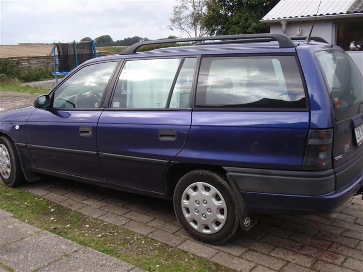 Opel astra f billede 2
