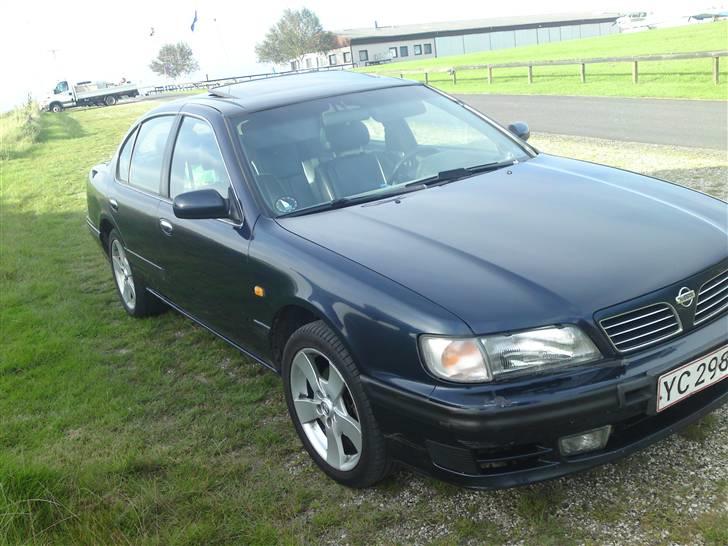 Nissan maxima QX billede 5