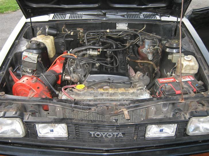 Toyota Corolla Coupé GT TE71  - Fin motor, mangler dog noget indstilling..  billede 9