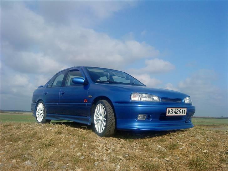 Nissan Primera SRi *solgt* billede 1