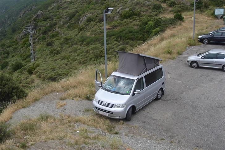 VW T5 California TDI 4Motion - Oppe fra bjerg billede 11