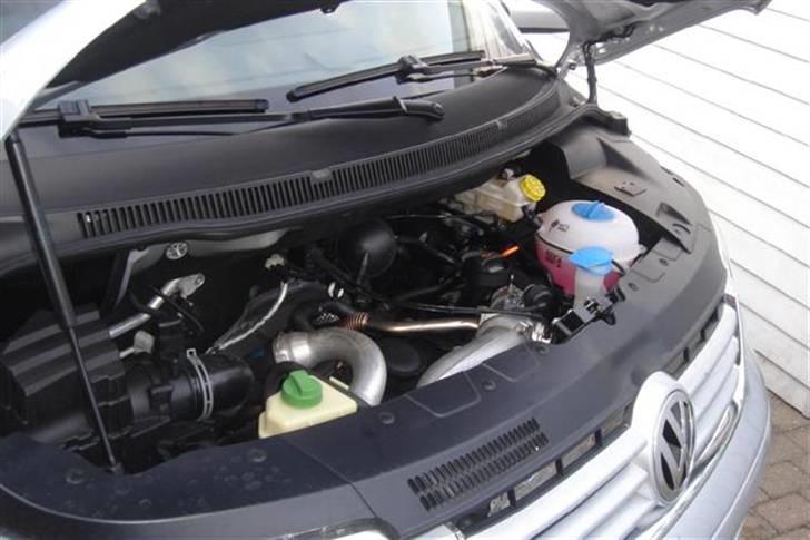 VW T5 California TDI 4Motion - Maskineriet billede 15