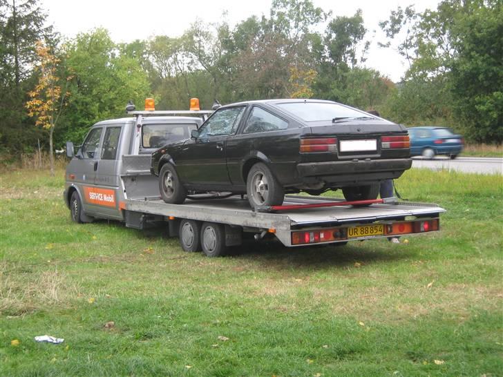 Toyota Corolla Coupé GT TE71  - Nu skal hun ud og stå på arbejdet :) billede 12