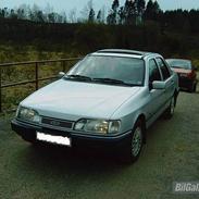 Ford Sierra 2,0i Azur "solgt"