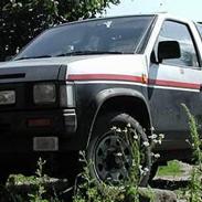 Nissan King Cab / Hardbody