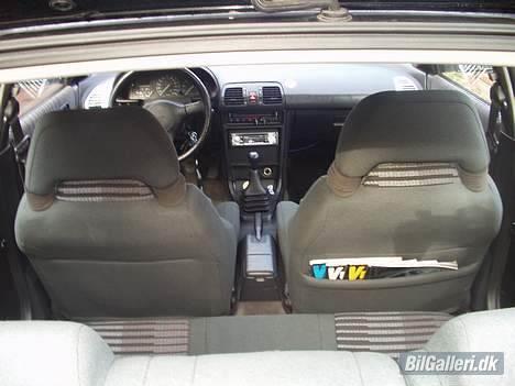 Mazda 323F gt (solgt) billede 7