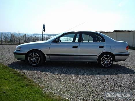 Toyota Carina E 1,8 GLX billede 10