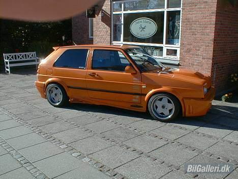 VW Golf 2 1,8 GTI 8v SOLGT - Tja? skal vi rulle en tur.. ;) billede 8