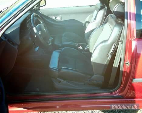 Peugeot 306 GTI *solgt* - Læderkabinen igen... billede 4