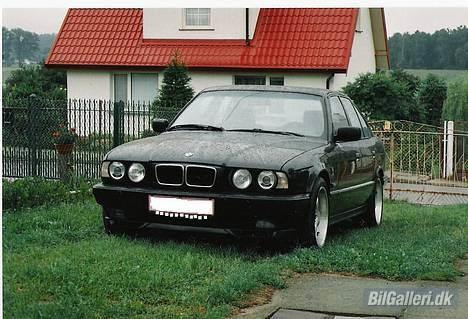 BMW 530i  3.5l xxx SOLGT xxx billede 1