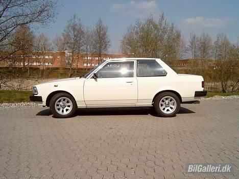 Toyota Corolla KE70 - og fra siden.. billede 8