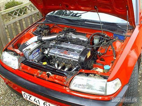 Honda Civic 1.6 16V *SOLGT* billede 3