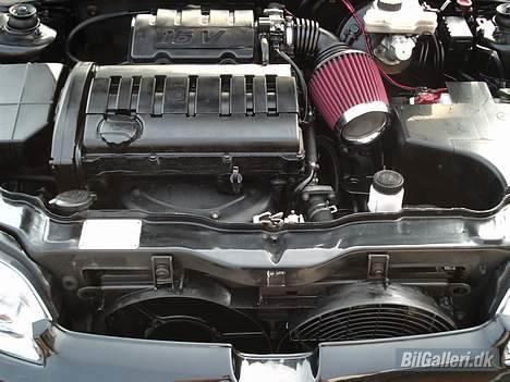 Peugeot 106 GTi - Mit Motorrum, Får snart cup filter.. billede 3