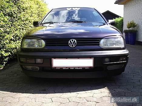 VW Golf 3 (solgt) - En nymalet bil sommeren 05 billede 3