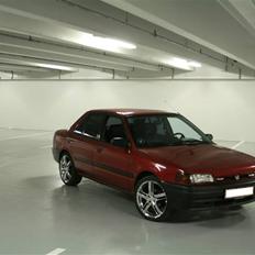 Mazda 323