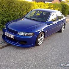 Opel Vectra b 2.0 16v