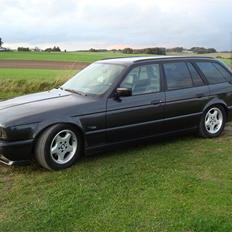 BMW E34 525i Touring(SOLGT)