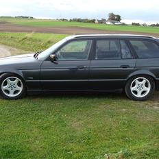 BMW E34 525i Touring(SOLGT)