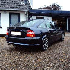 Opel vectra b 2,0 16v elegance