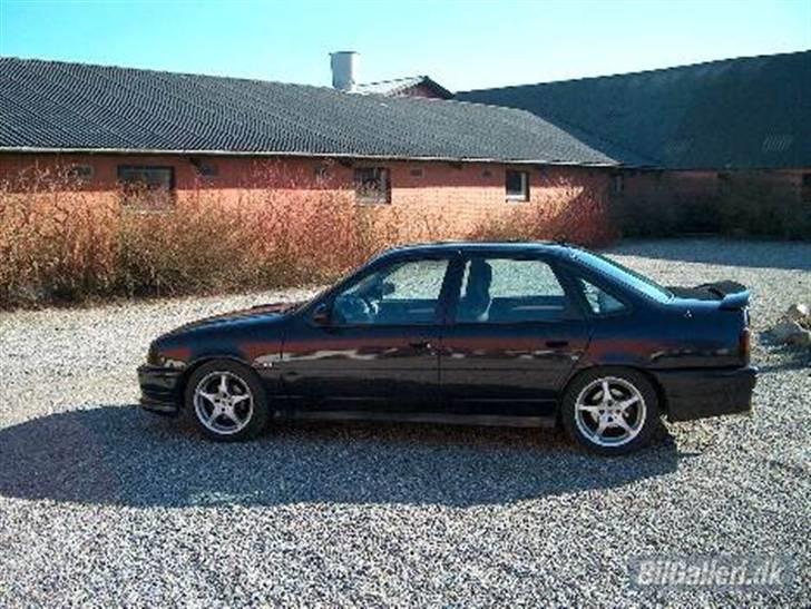 Opel VECTRA 2,0i CDX    SOLGT billede 5