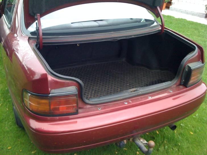 Toyota Camry 2,2 GL  - lækker plads til evt anlæg eller andet ? billede 7