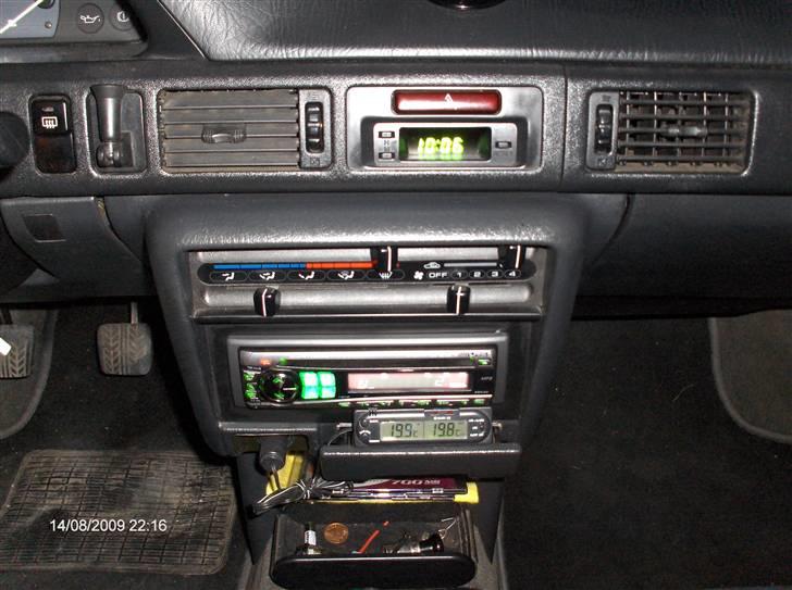 Mazda 323 billede 14