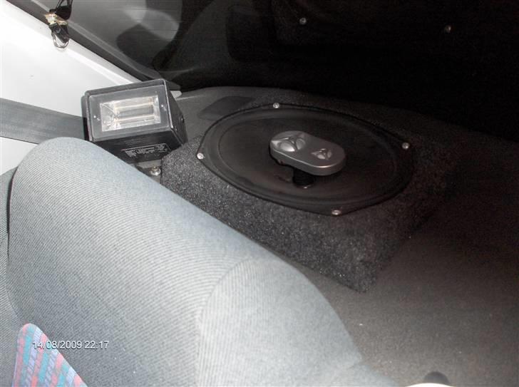 Mazda 323 billede 15