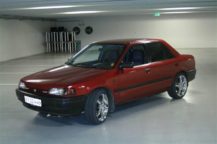 Mazda 323 billede 17