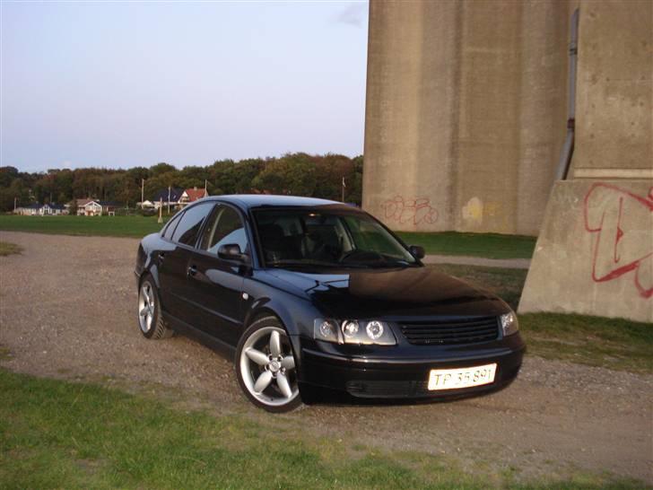 VW Passat 1,8t Limo(TILSALG) billede 1