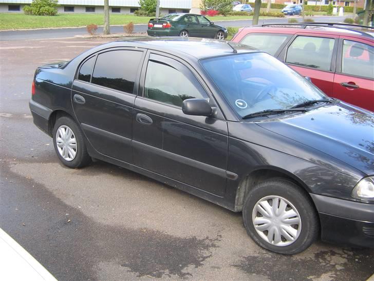 Toyota Avensis billede 2