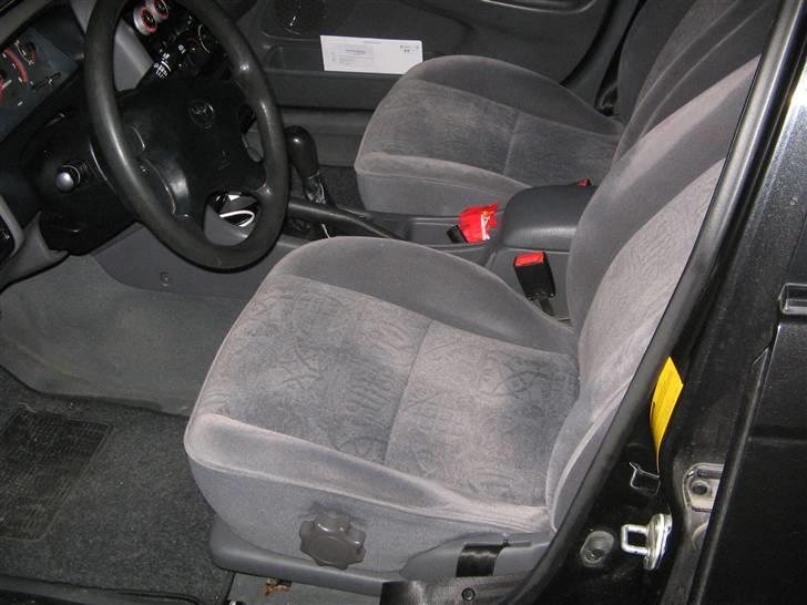 Toyota Avensis billede 8