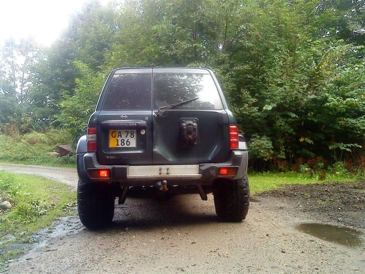 Nissan Patrol Y61 Artic Truck billede 4