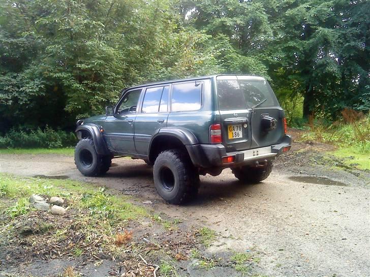 Nissan Patrol Y61 Artic Truck billede 6