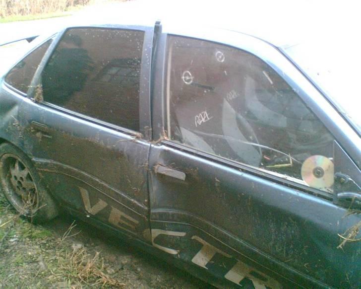 Opel vectra a.. smadret  ;/ billede 16