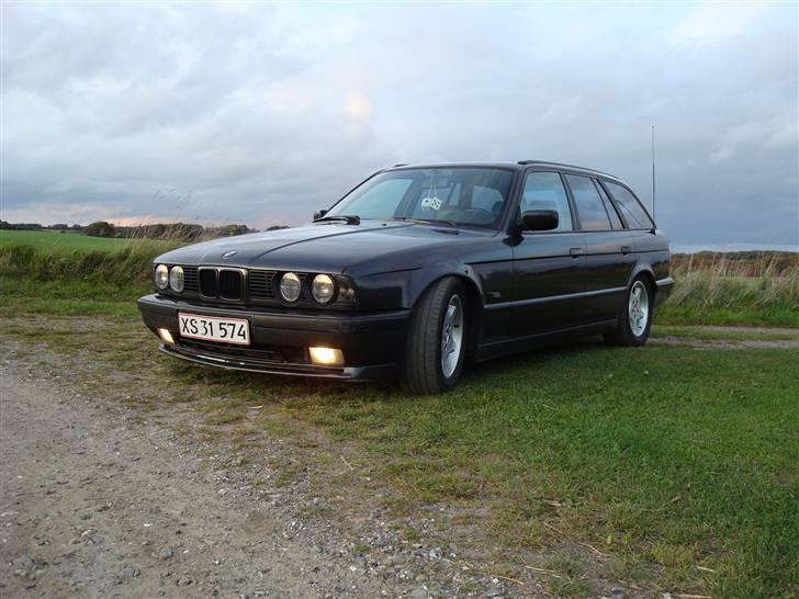 BMW E34 525i Touring(SOLGT) billede 1